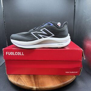 New Balance Fuel Cell Walker Elite Womens Size 7 2E Running Shoes Black Blue